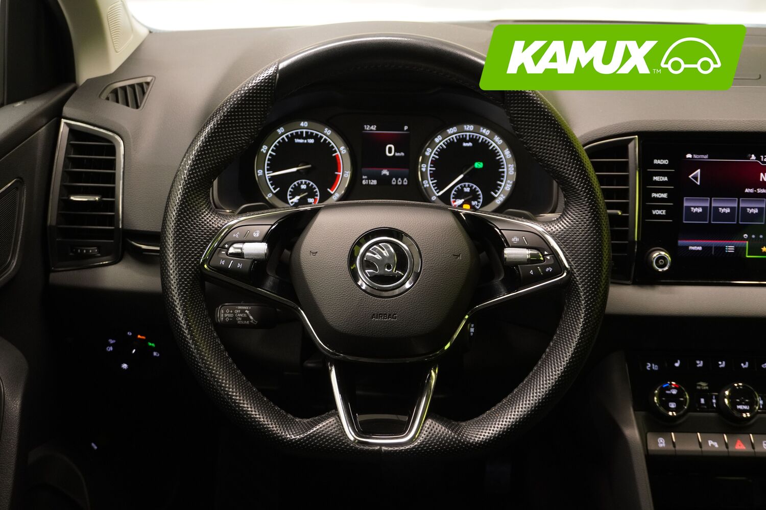 Skoda Karoq vaihtoauto