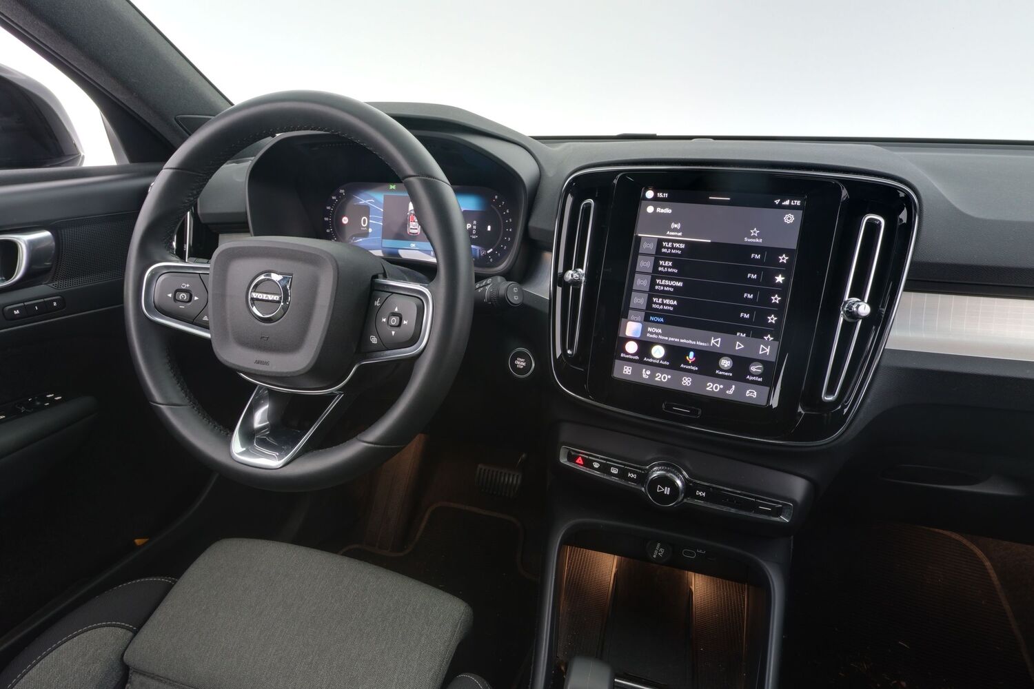 Volvo XC40 vaihtoauto