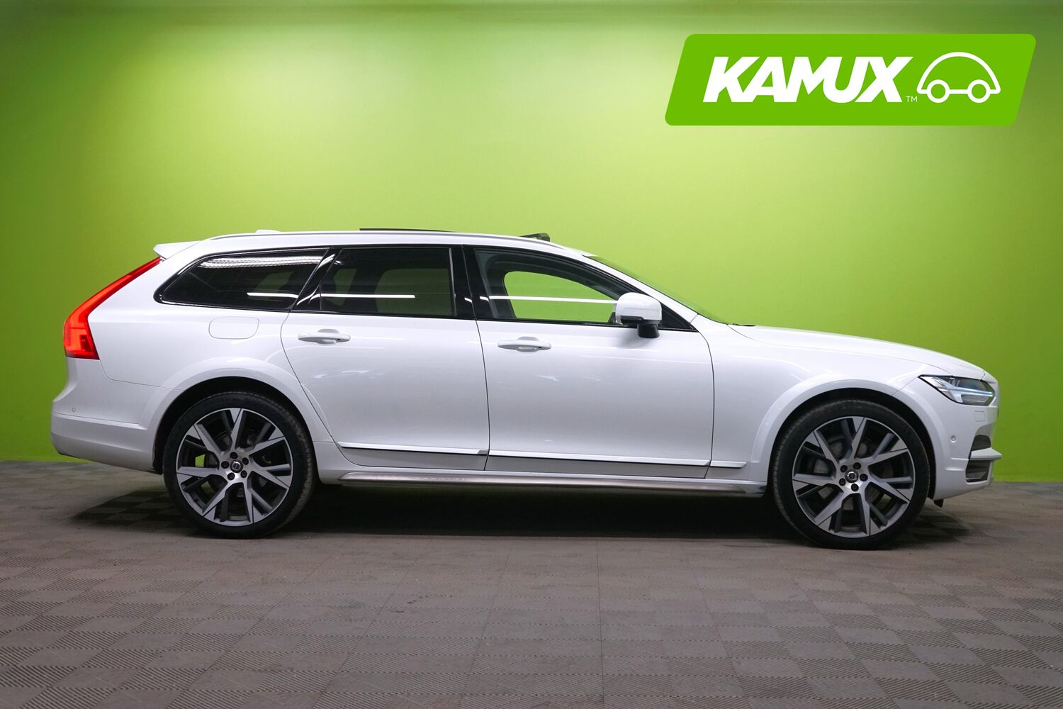 Volvo V90 Cross Country vaihtoauto
