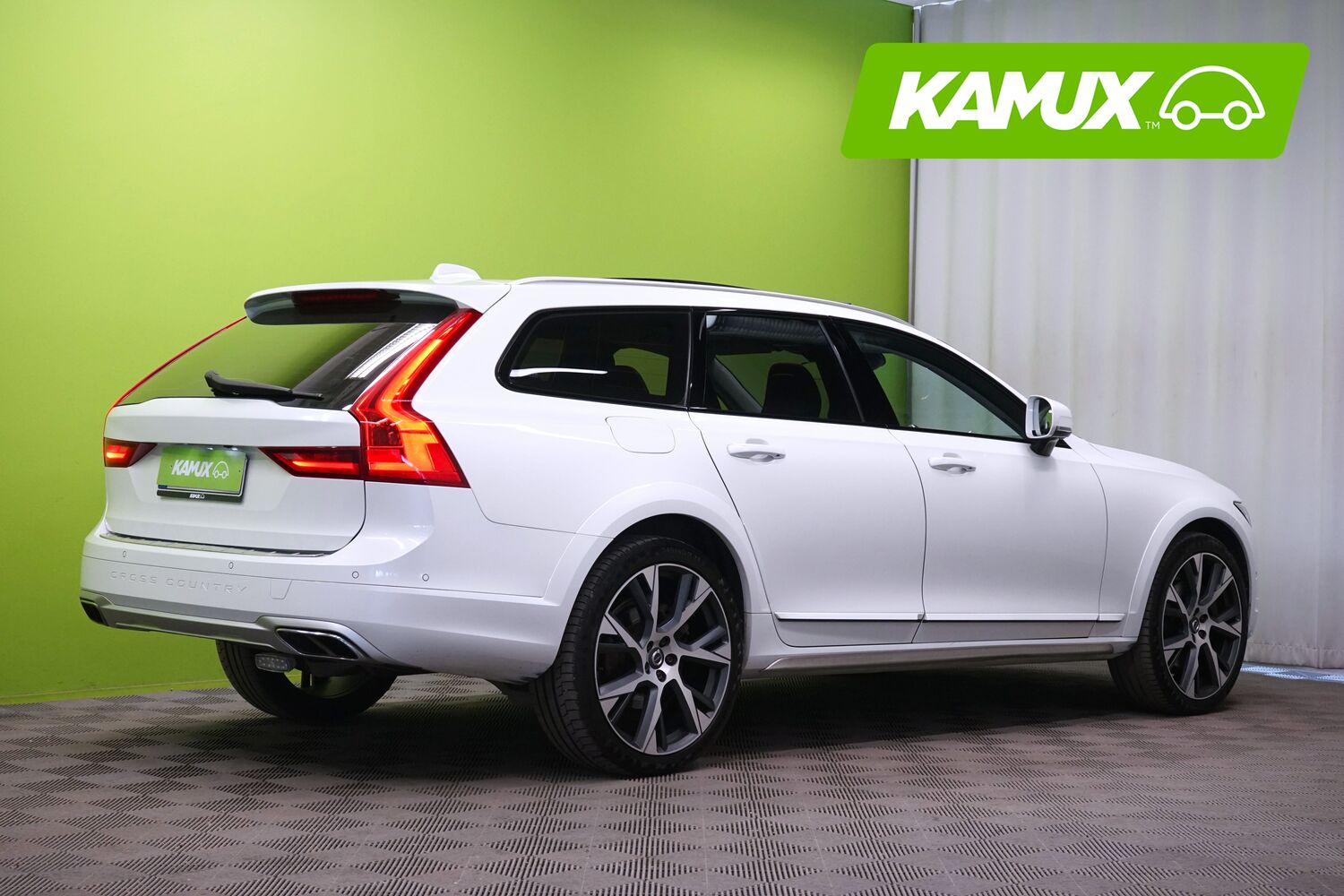Volvo V90 Cross Country vaihtoauto