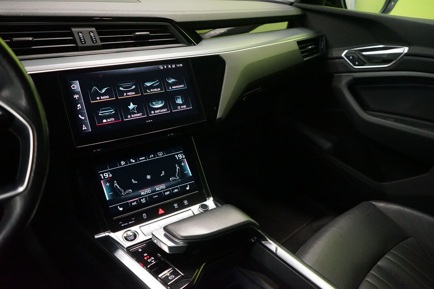 Audi e-tron vaihtoauto
