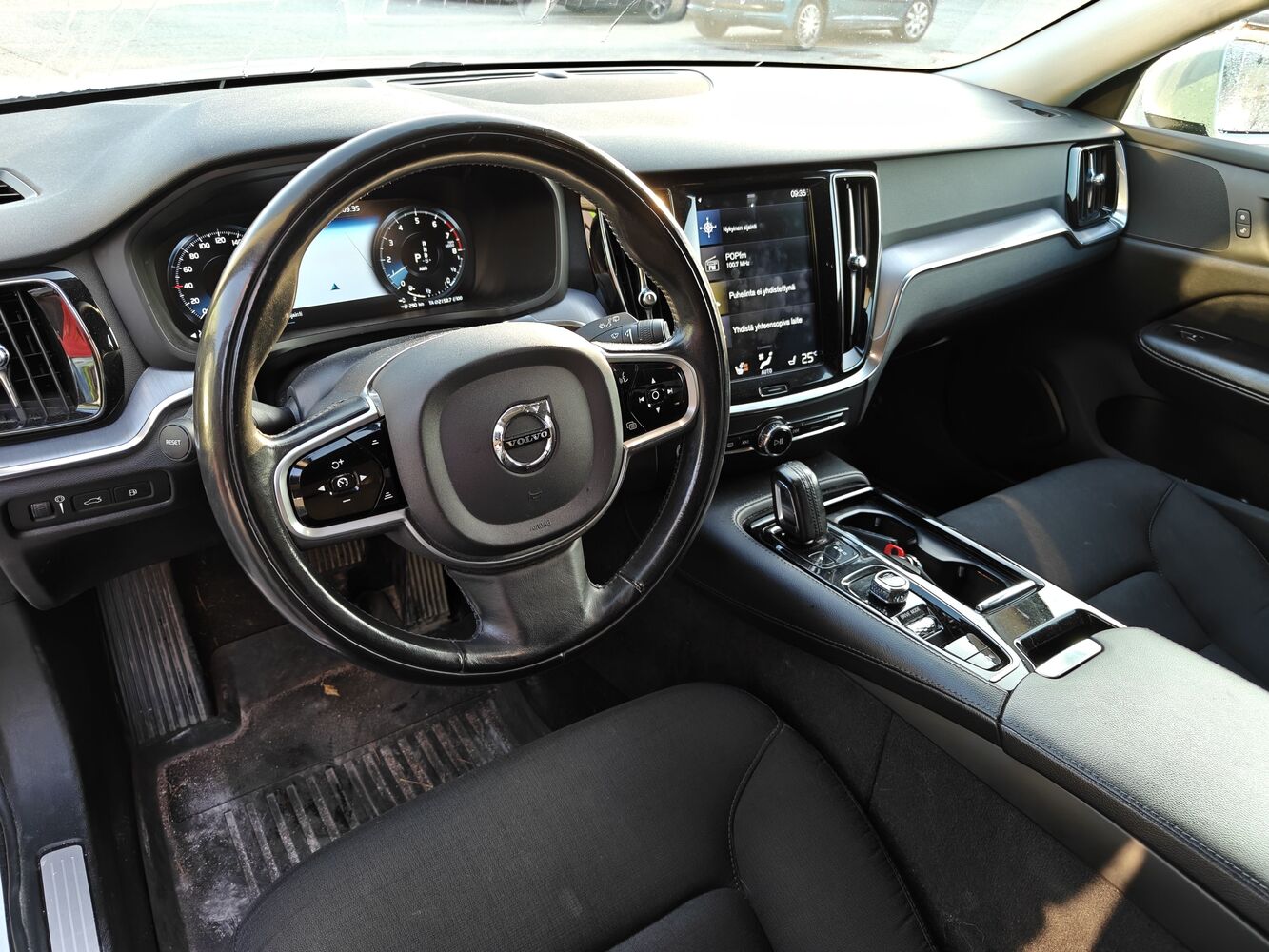 Volvo V60 vaihtoauto