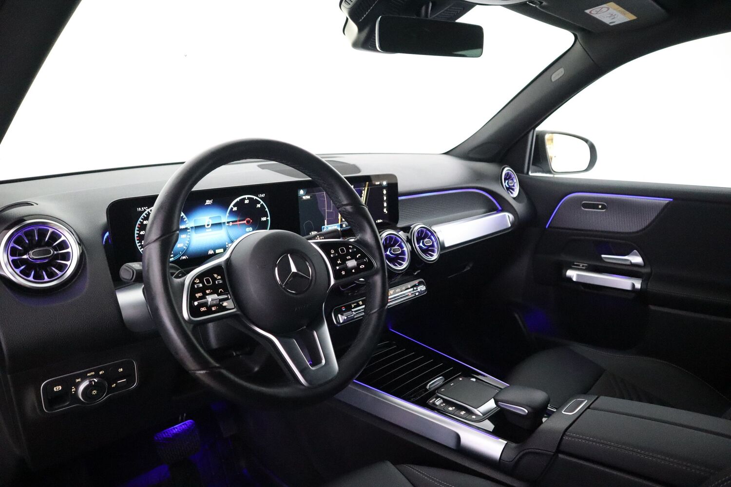 Mercedes-Benz EQB vaihtoauto