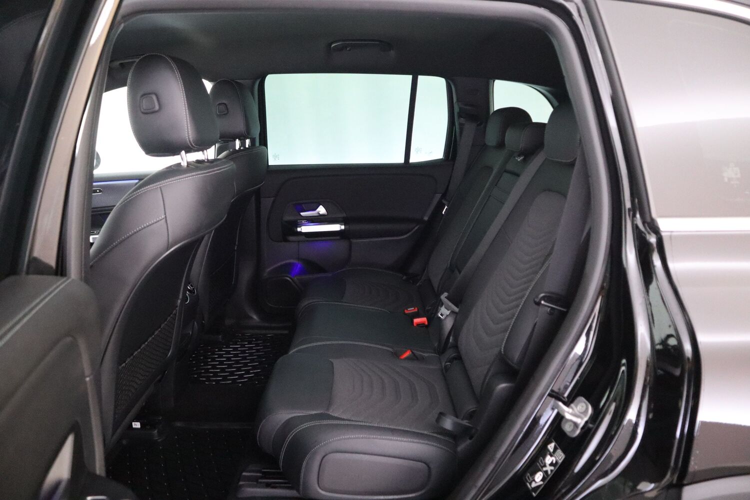 Mercedes-Benz EQB vaihtoauto