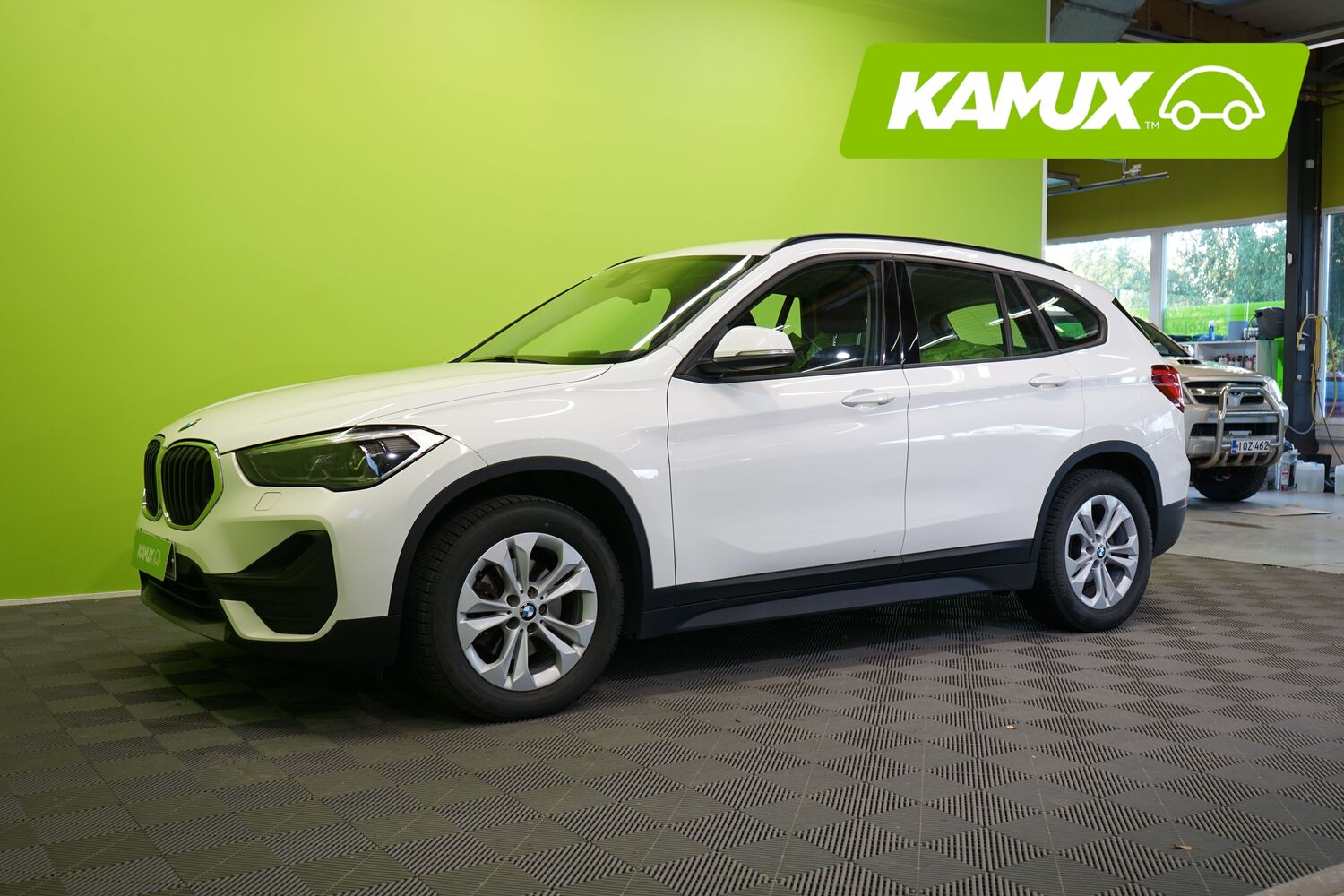 BMW X1 vaihtoauto