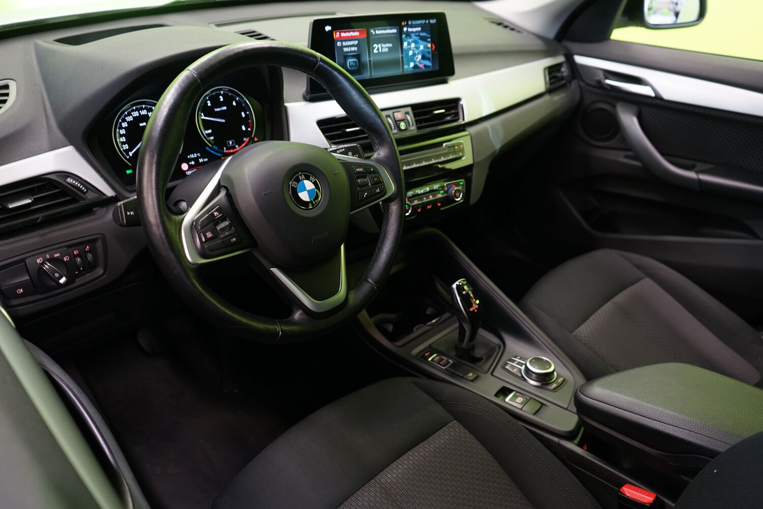BMW X1 vaihtoauto
