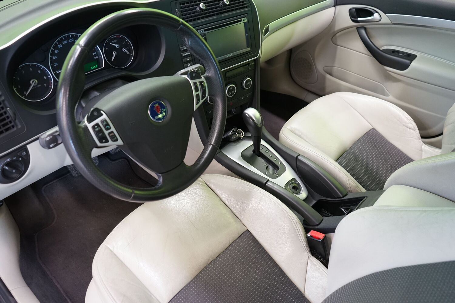 Saab 9-3 vaihtoauto