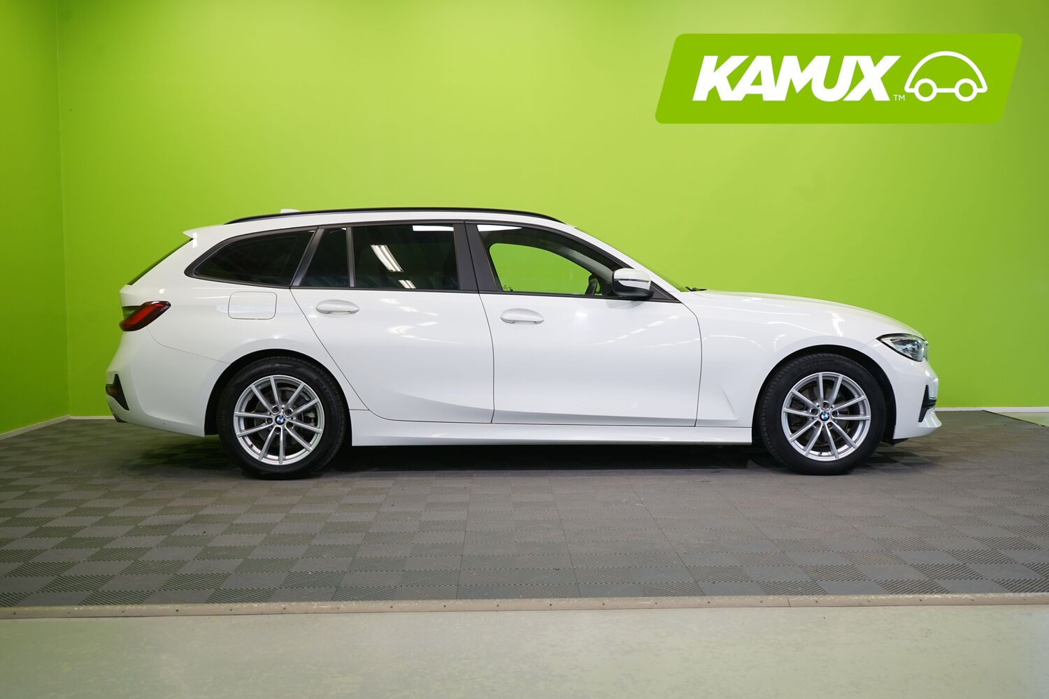 BMW 320 vaihtoauto
