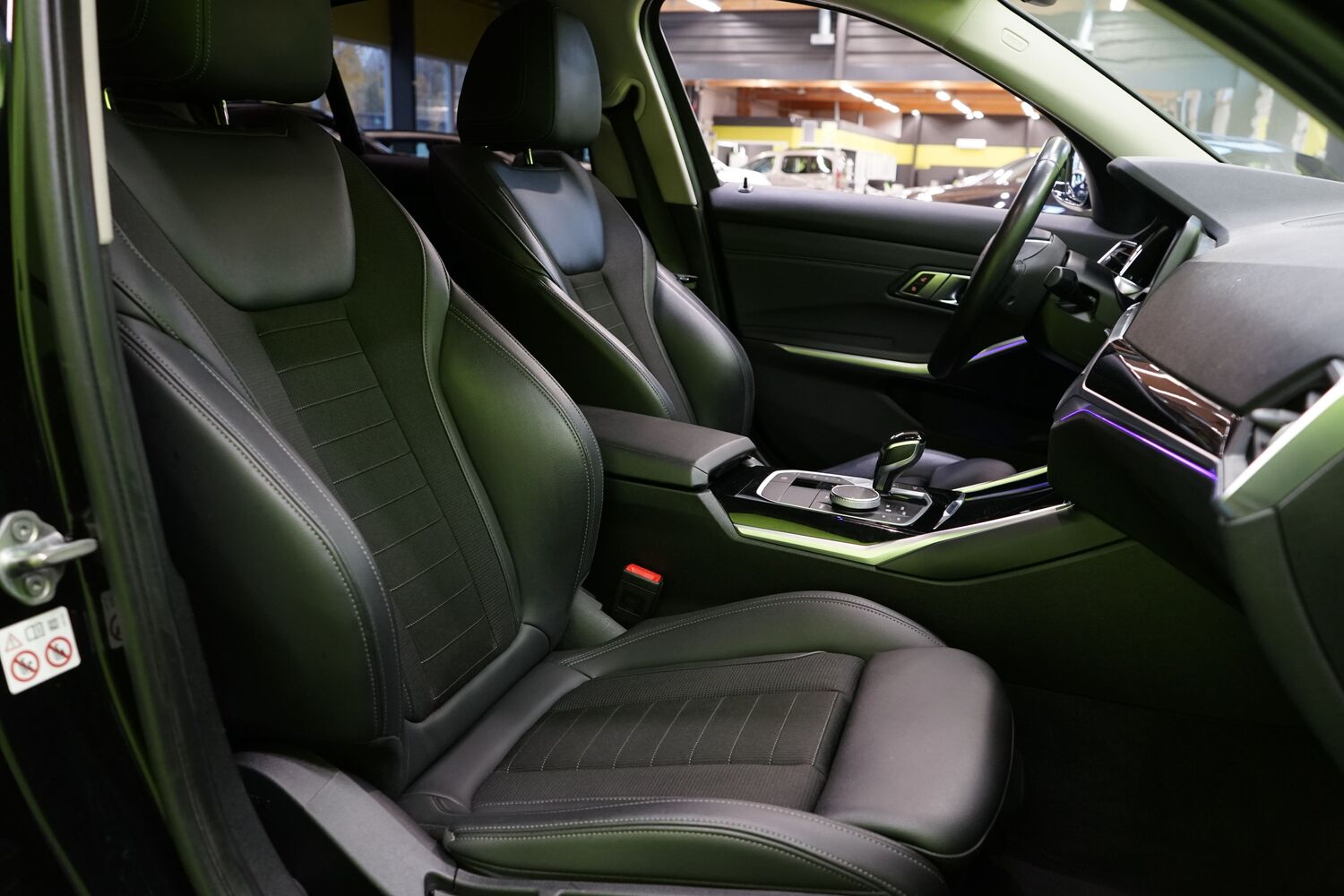 BMW 330 vaihtoauto