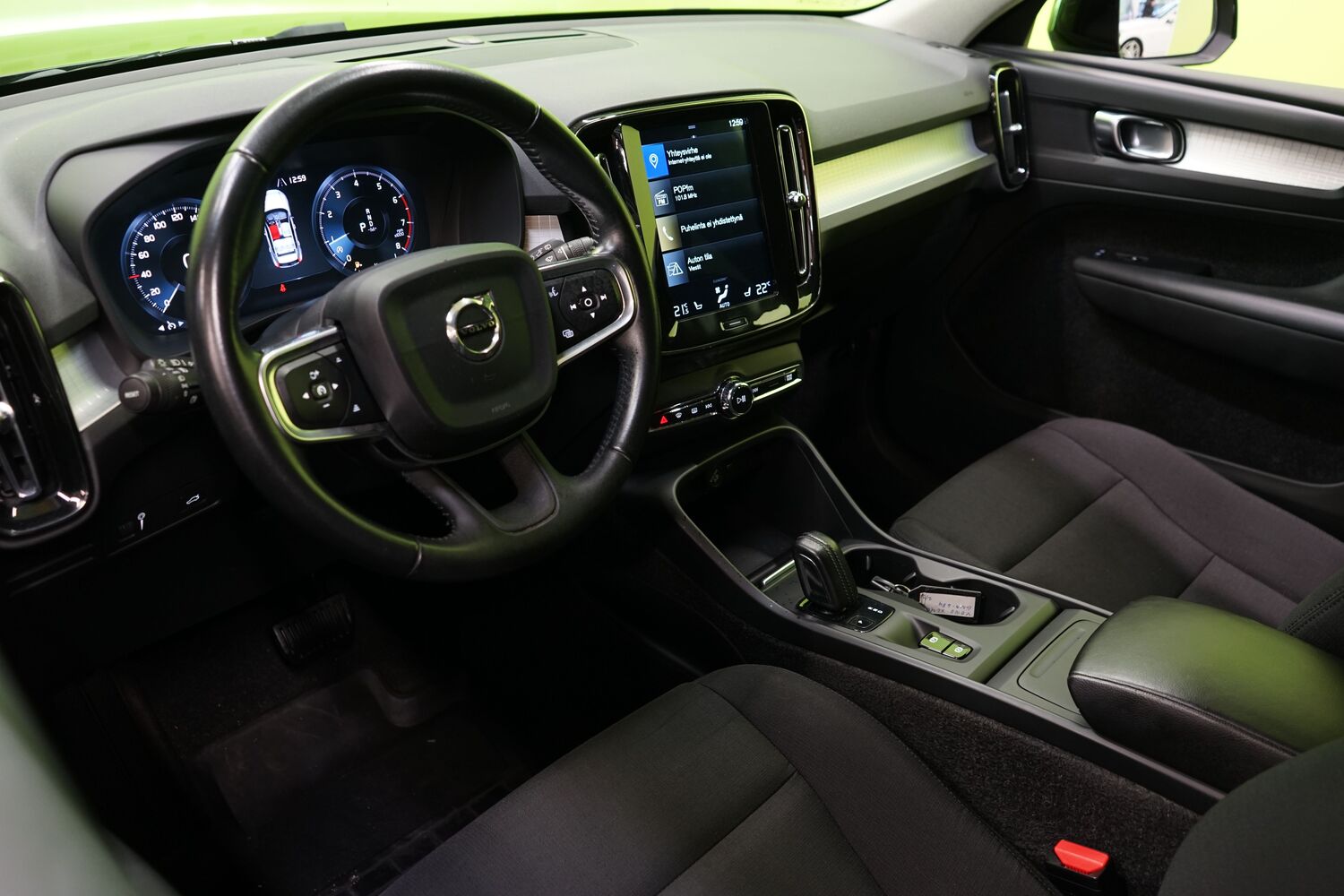 Volvo XC40 vaihtoauto