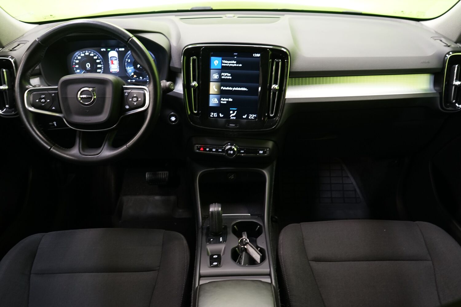 Volvo XC40 vaihtoauto
