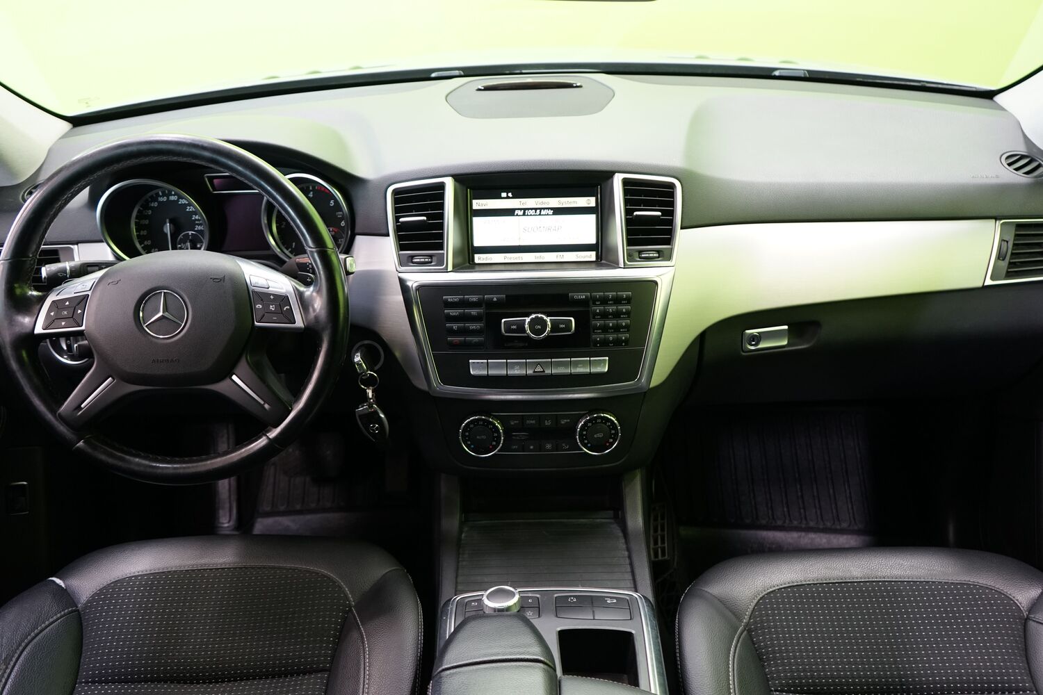Mercedes-Benz ML vaihtoauto