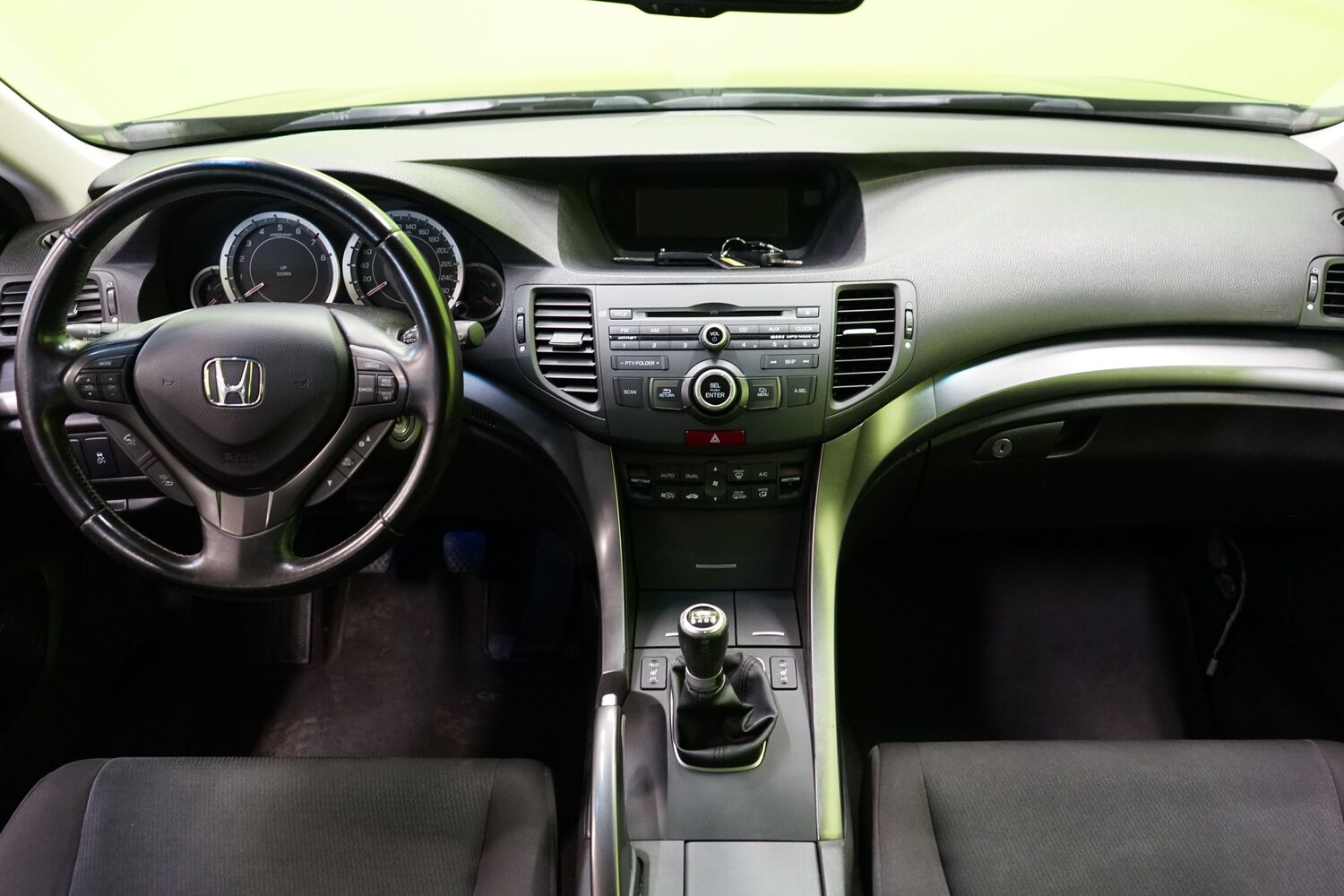 Honda Accord vaihtoauto