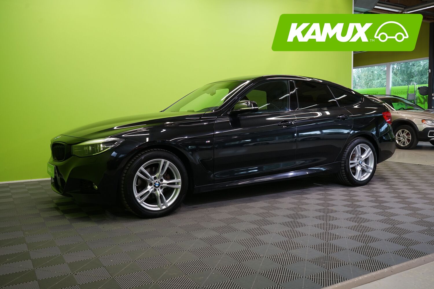 BMW 320 vaihtoauto