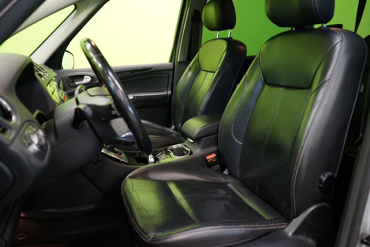 Ford Galaxy vaihtoauto