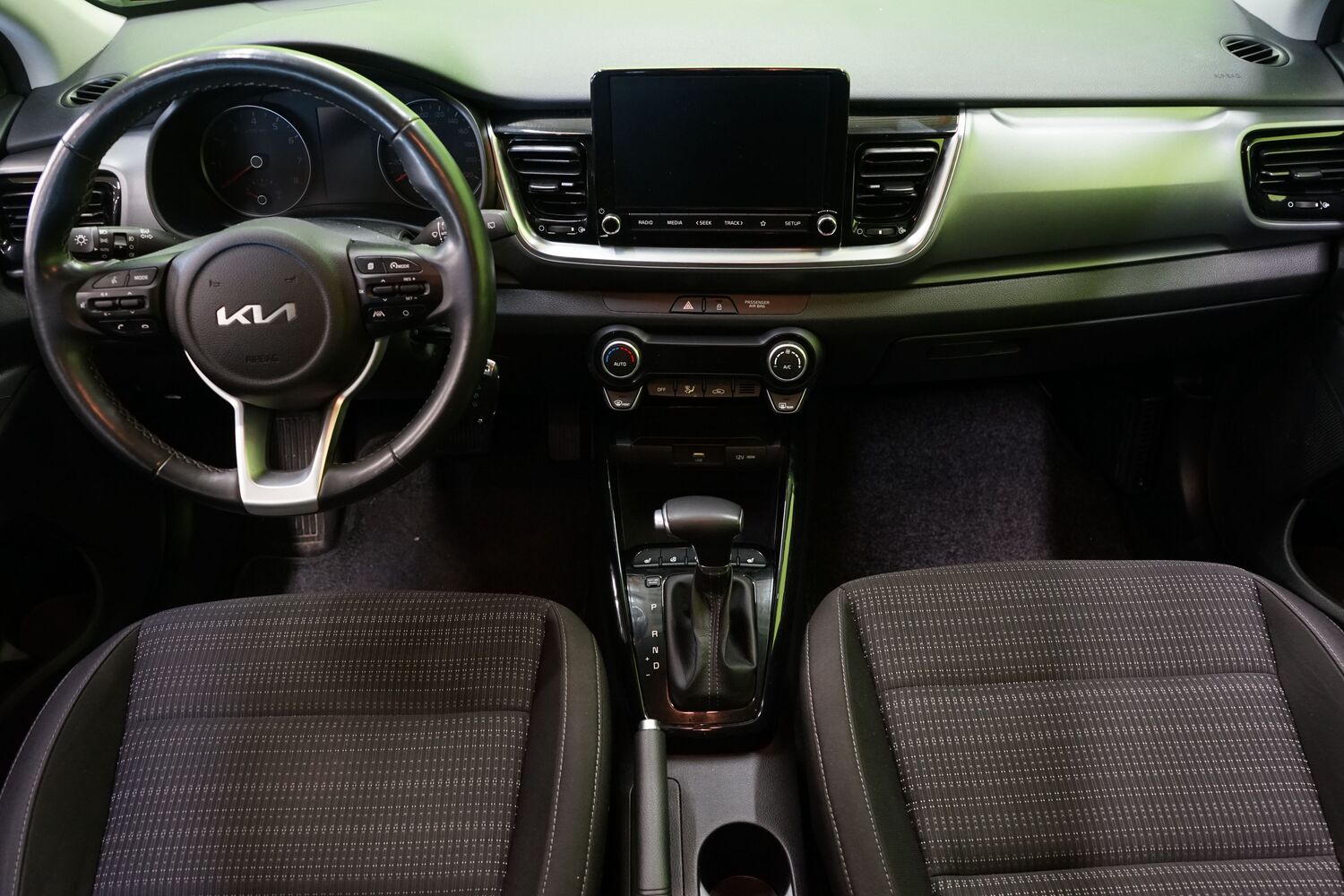 Kia Stonic vaihtoauto