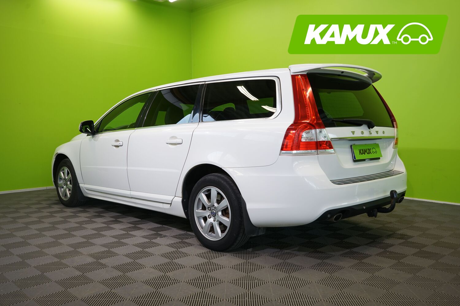 Volvo V70 vaihtoauto