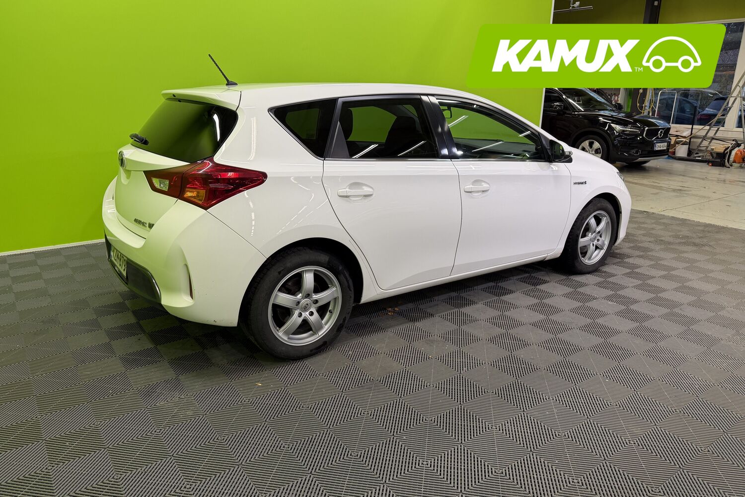 Toyota Auris vaihtoauto