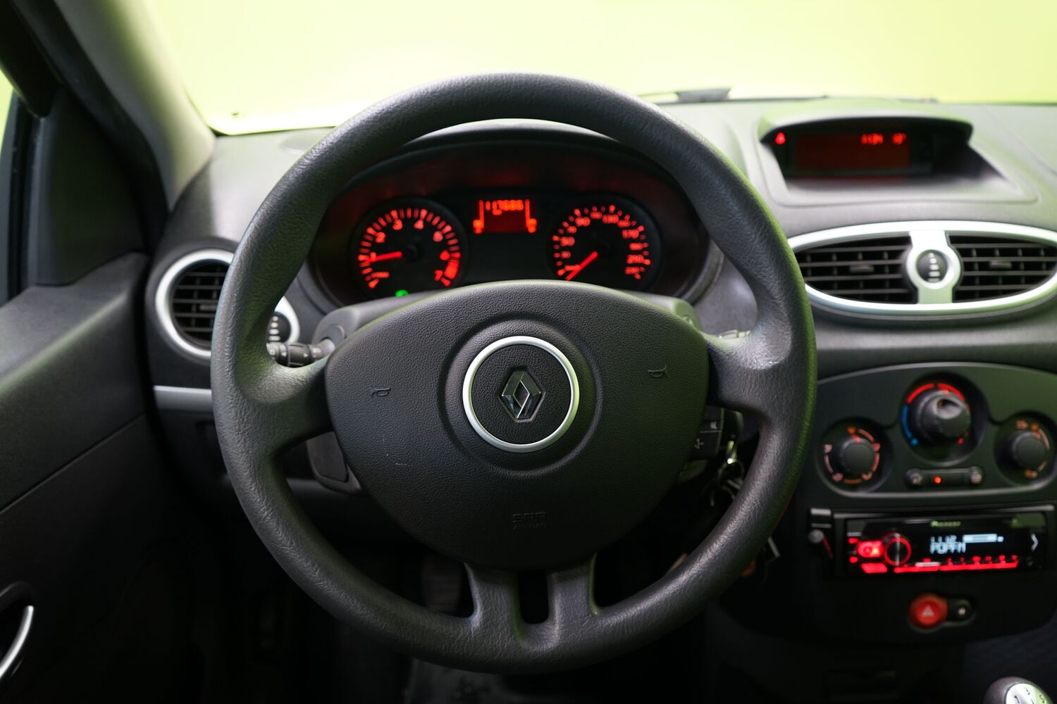 Renault Clio vaihtoauto