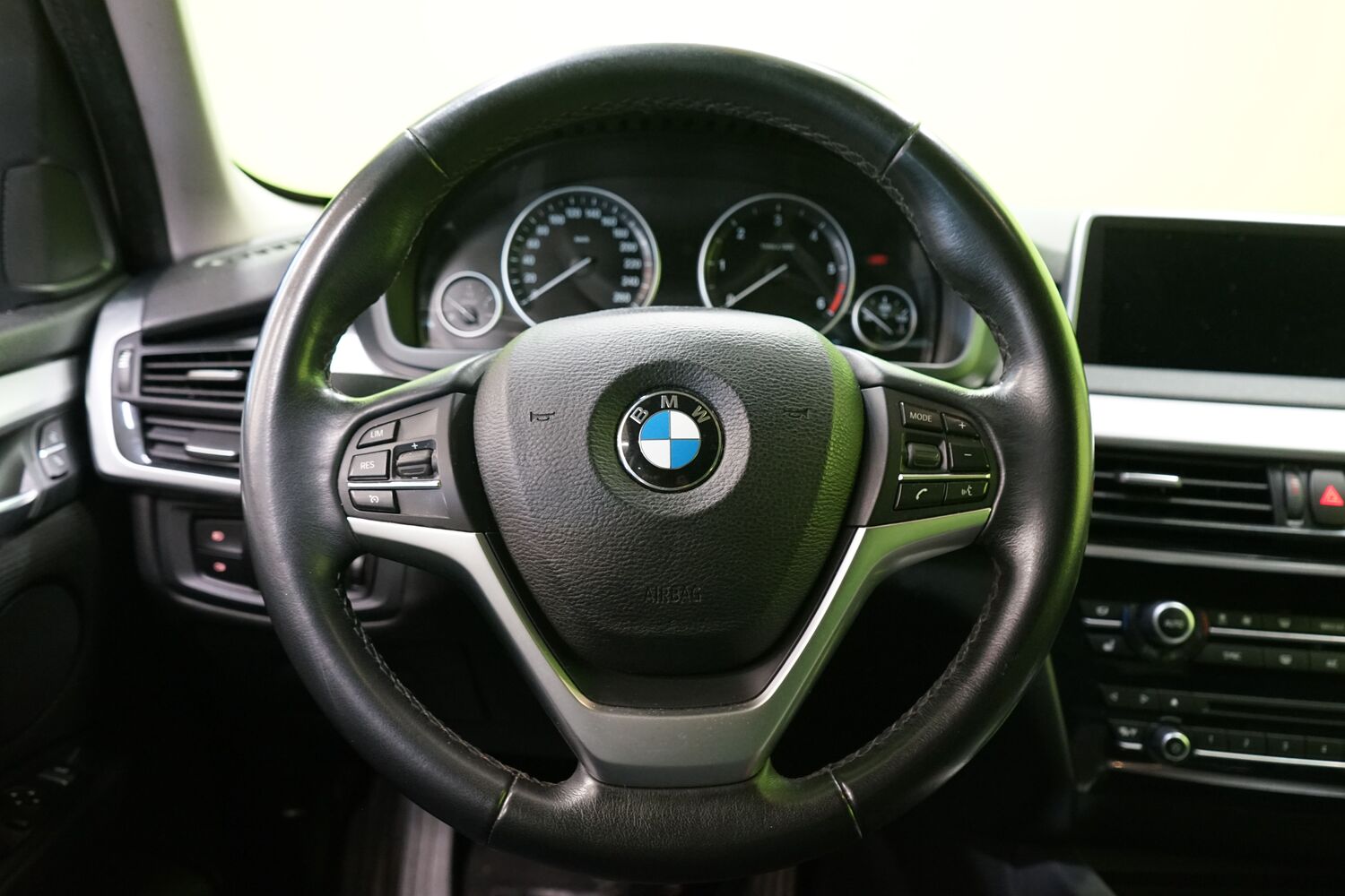 BMW X5 vaihtoauto