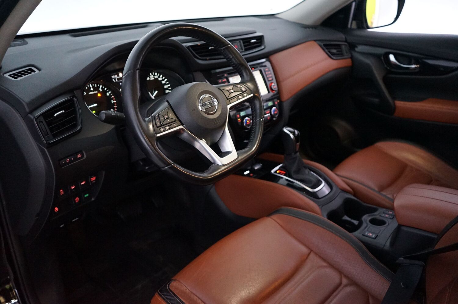 Nissan X-Trail vaihtoauto