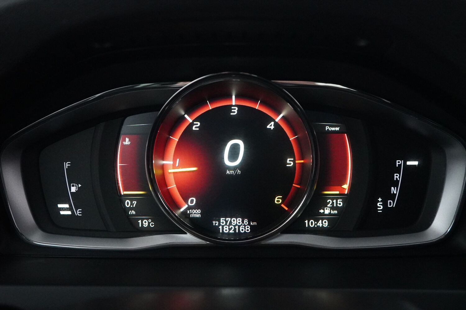 Volvo V60 Cross Country vaihtoauto