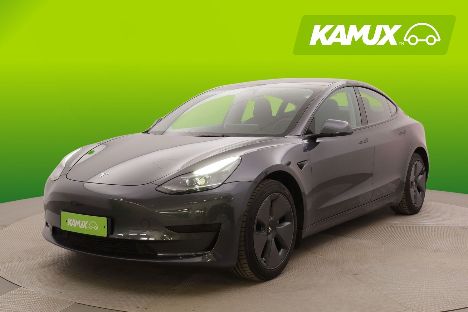 Tesla Model 3 vaihtoauto