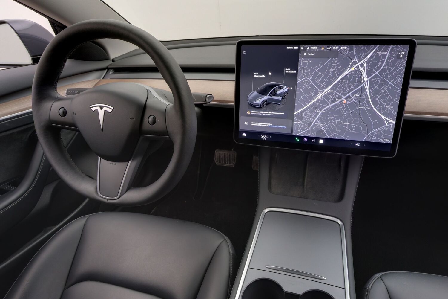 Tesla Model 3 vaihtoauto