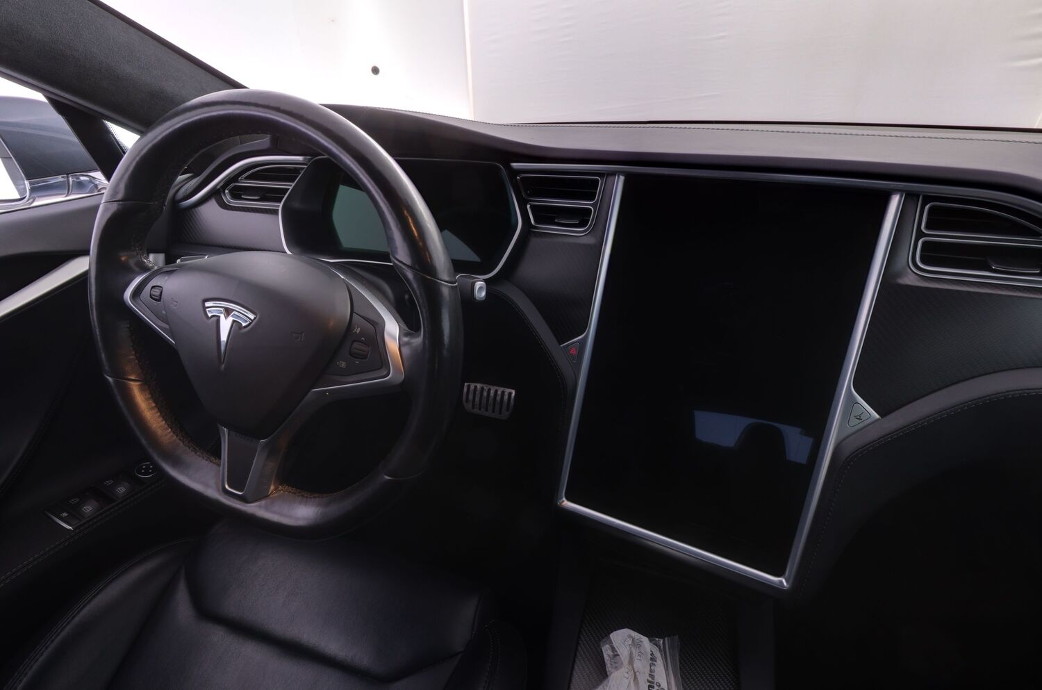 Tesla Model S vaihtoauto