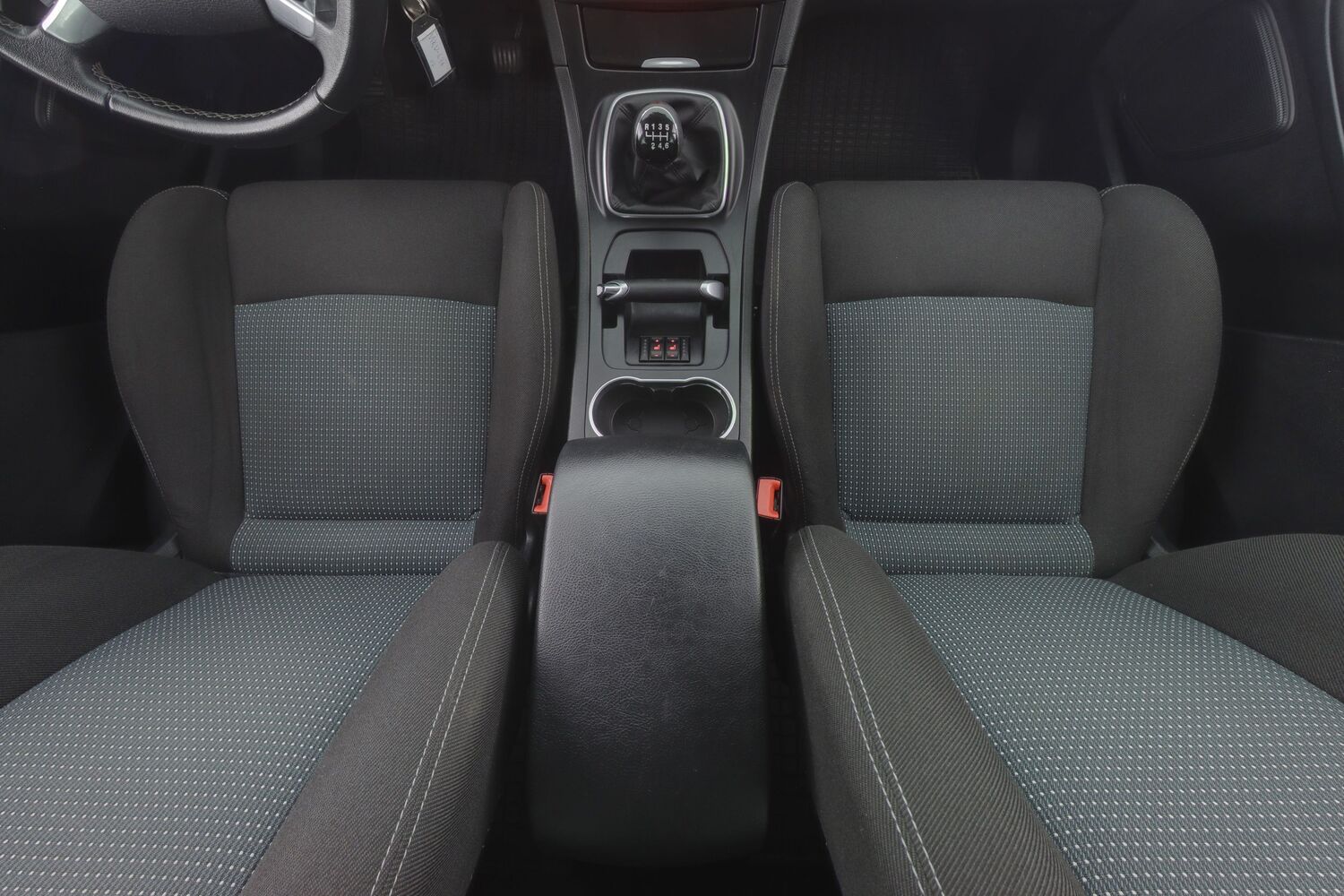 Ford S-MAX vaihtoauto