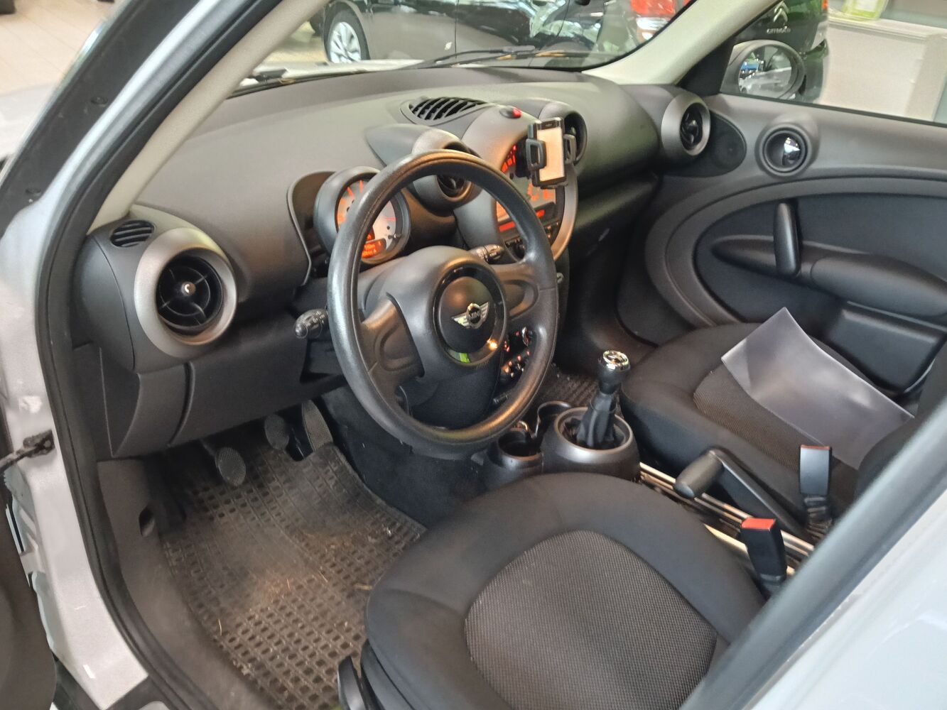 Mini One vaihtoauto