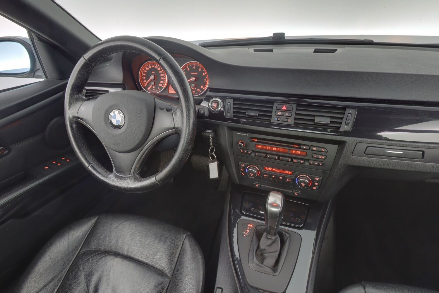 BMW 325 vaihtoauto