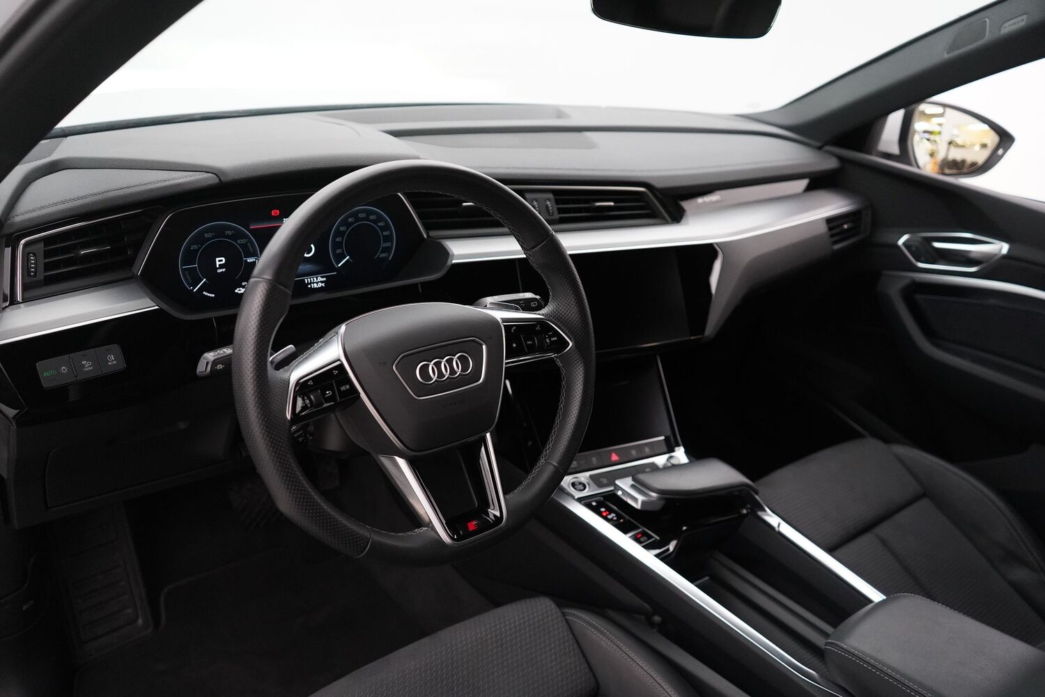 Audi e-tron vaihtoauto