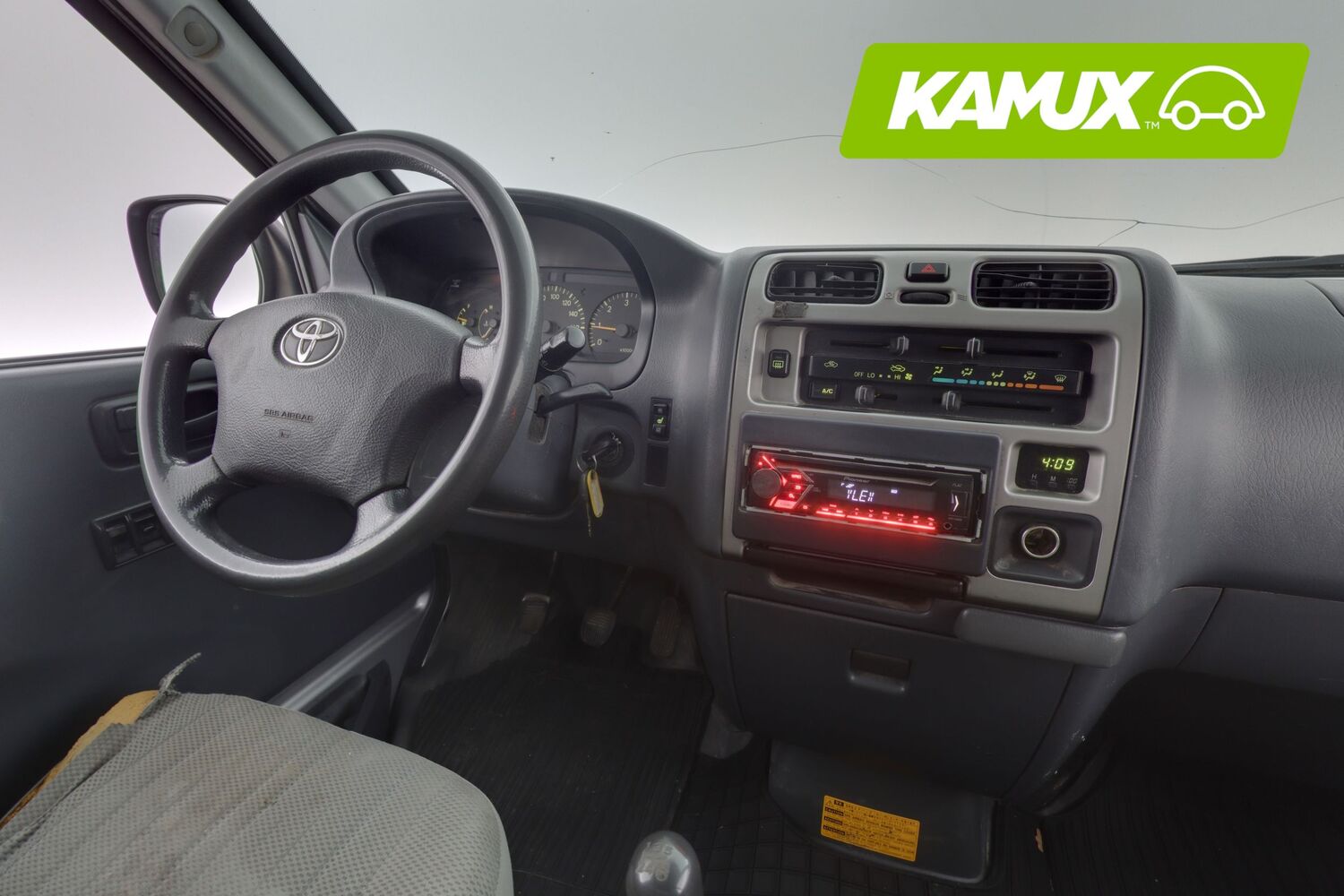 Toyota Hiace vaihtoauto