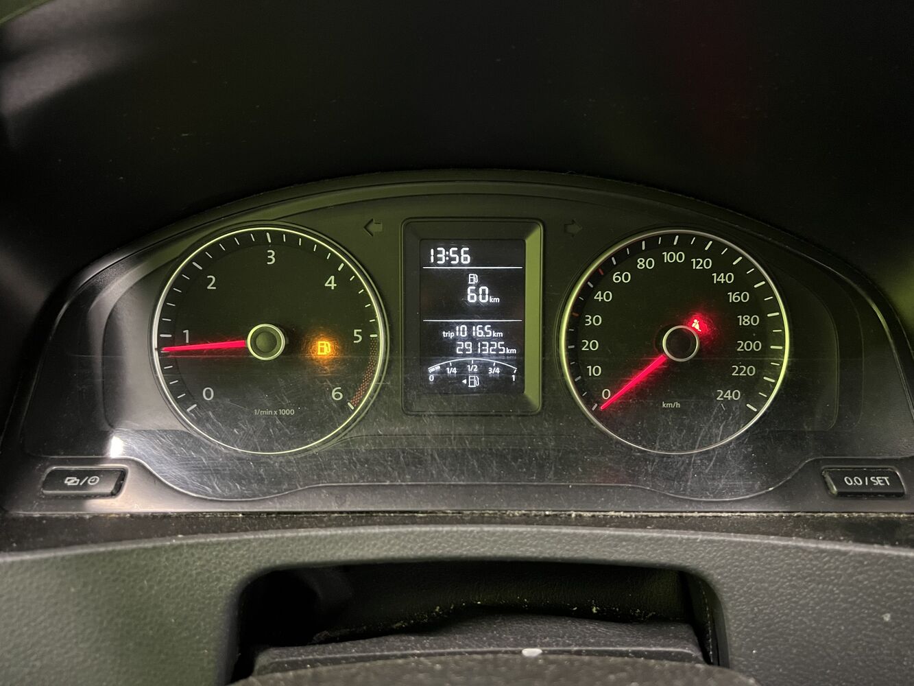 Volkswagen Caravelle vaihtoauto