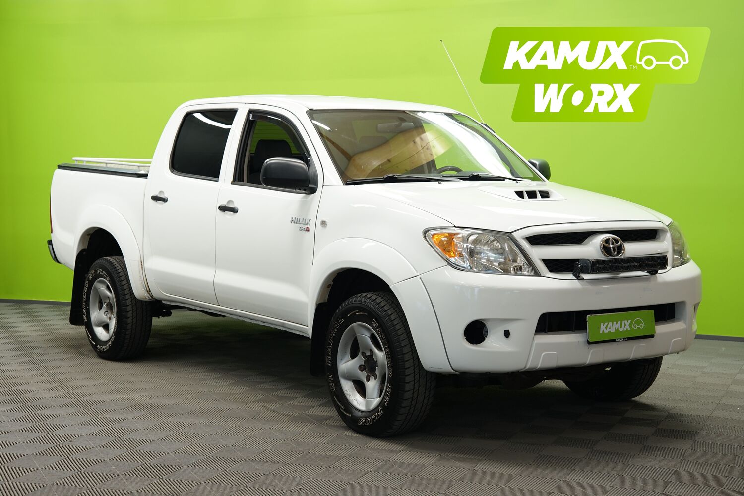 Toyota Hilux vaihtoauto