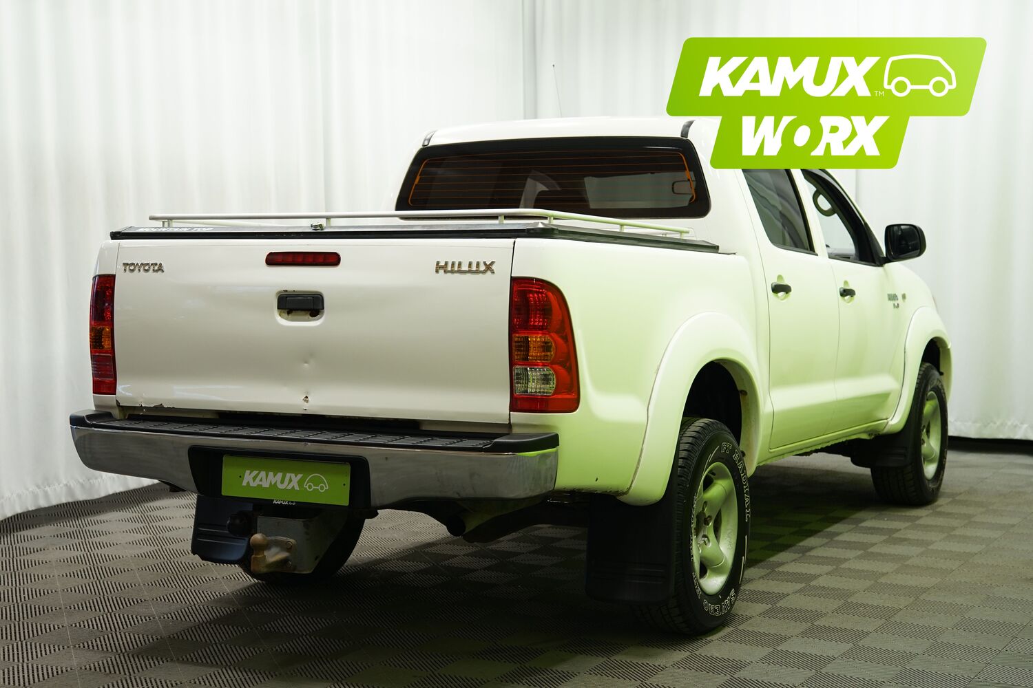 Toyota Hilux vaihtoauto