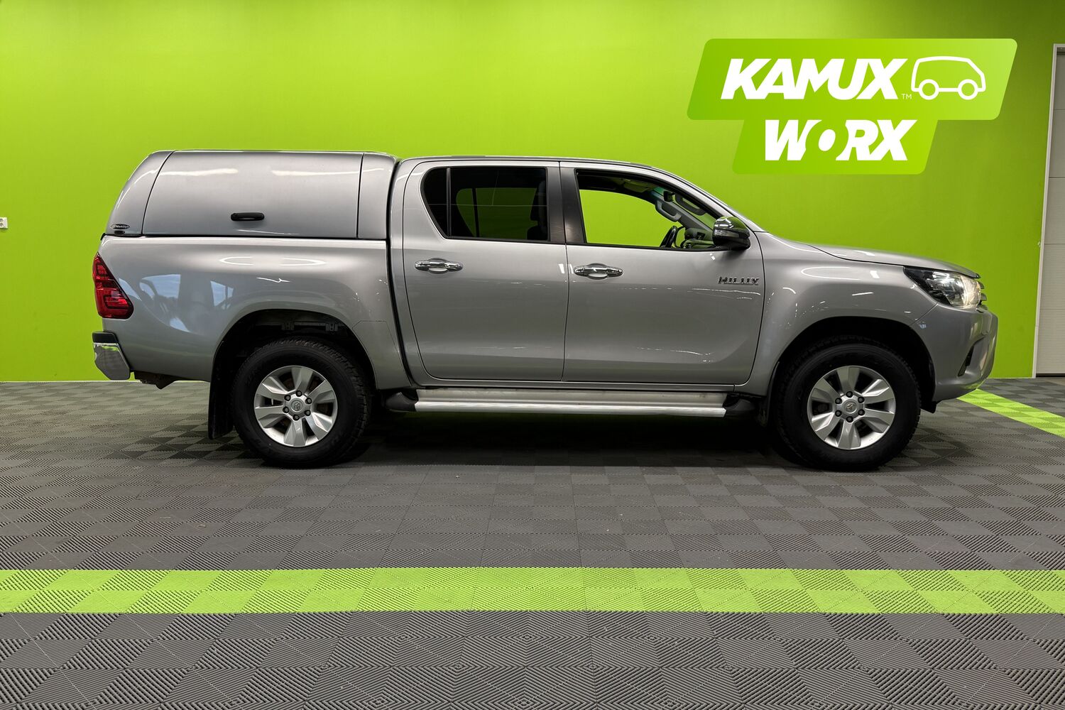 Toyota Hilux vaihtoauto