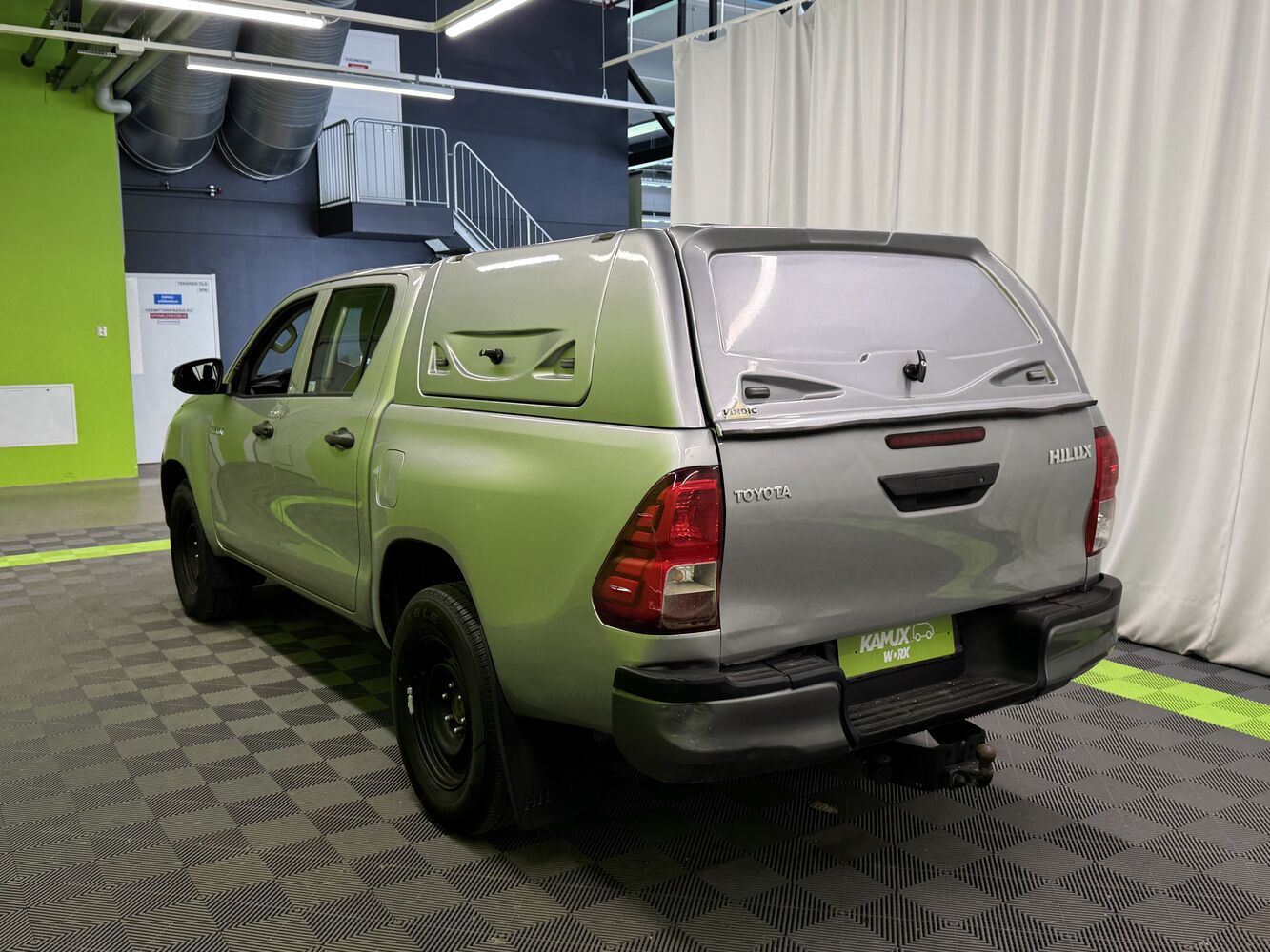Toyota Hilux vaihtoauto