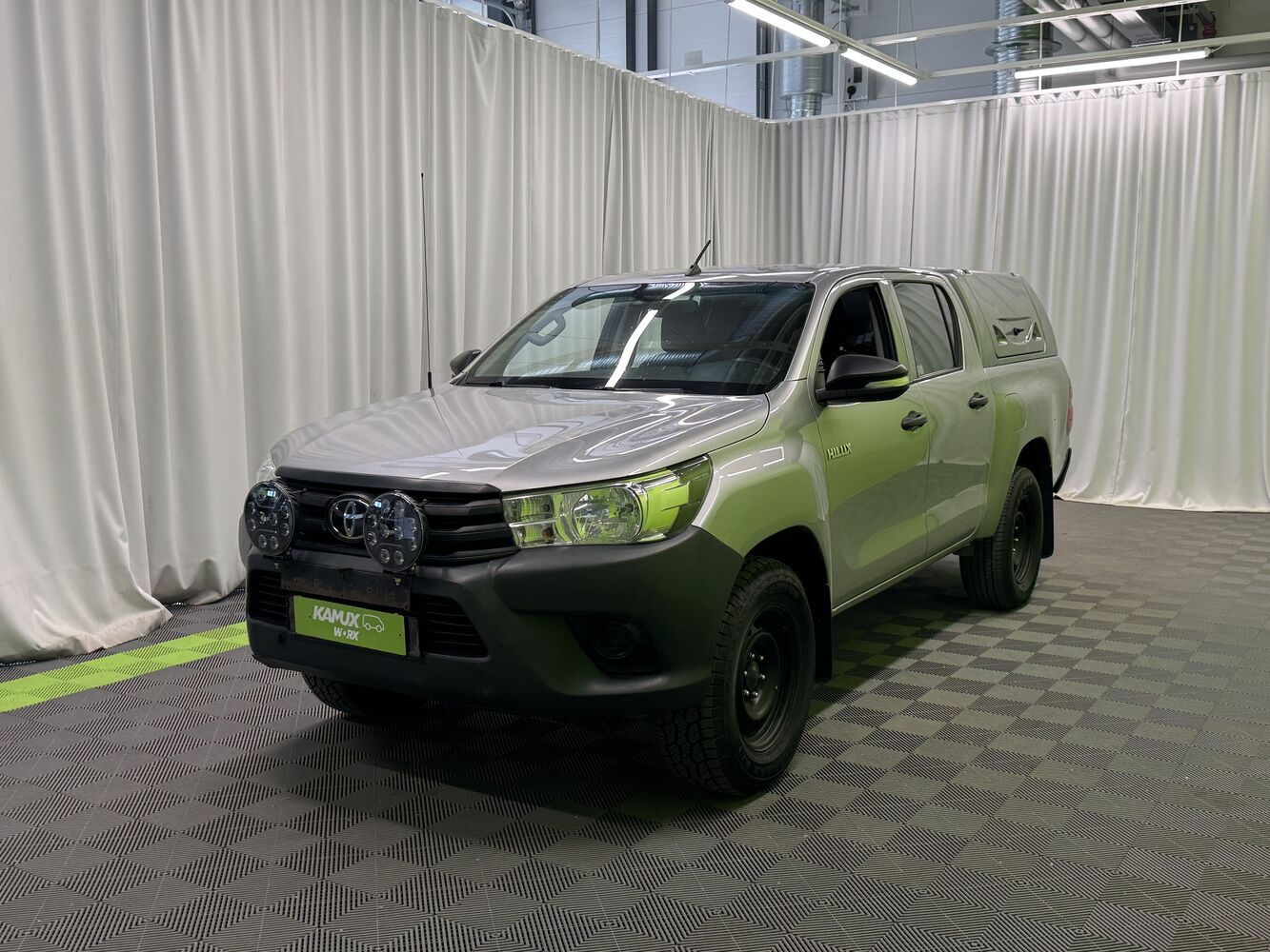 Toyota Hilux vaihtoauto