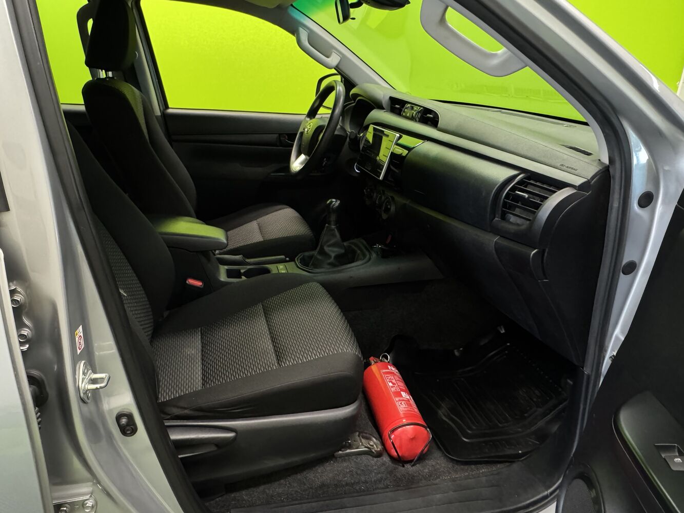 Toyota Hilux vaihtoauto