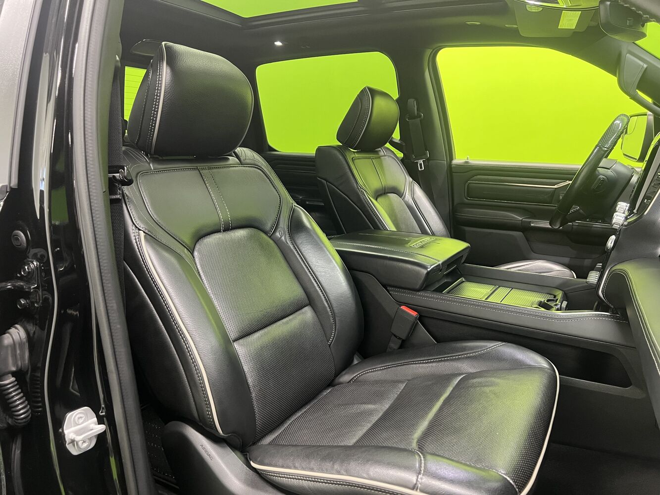 Dodge Ram vaihtoauto