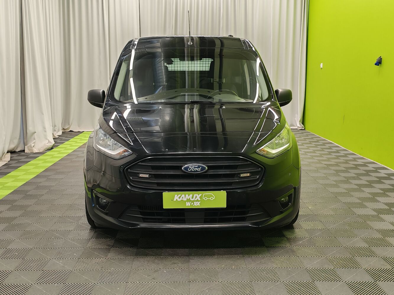 Ford Transit Connect vaihtoauto