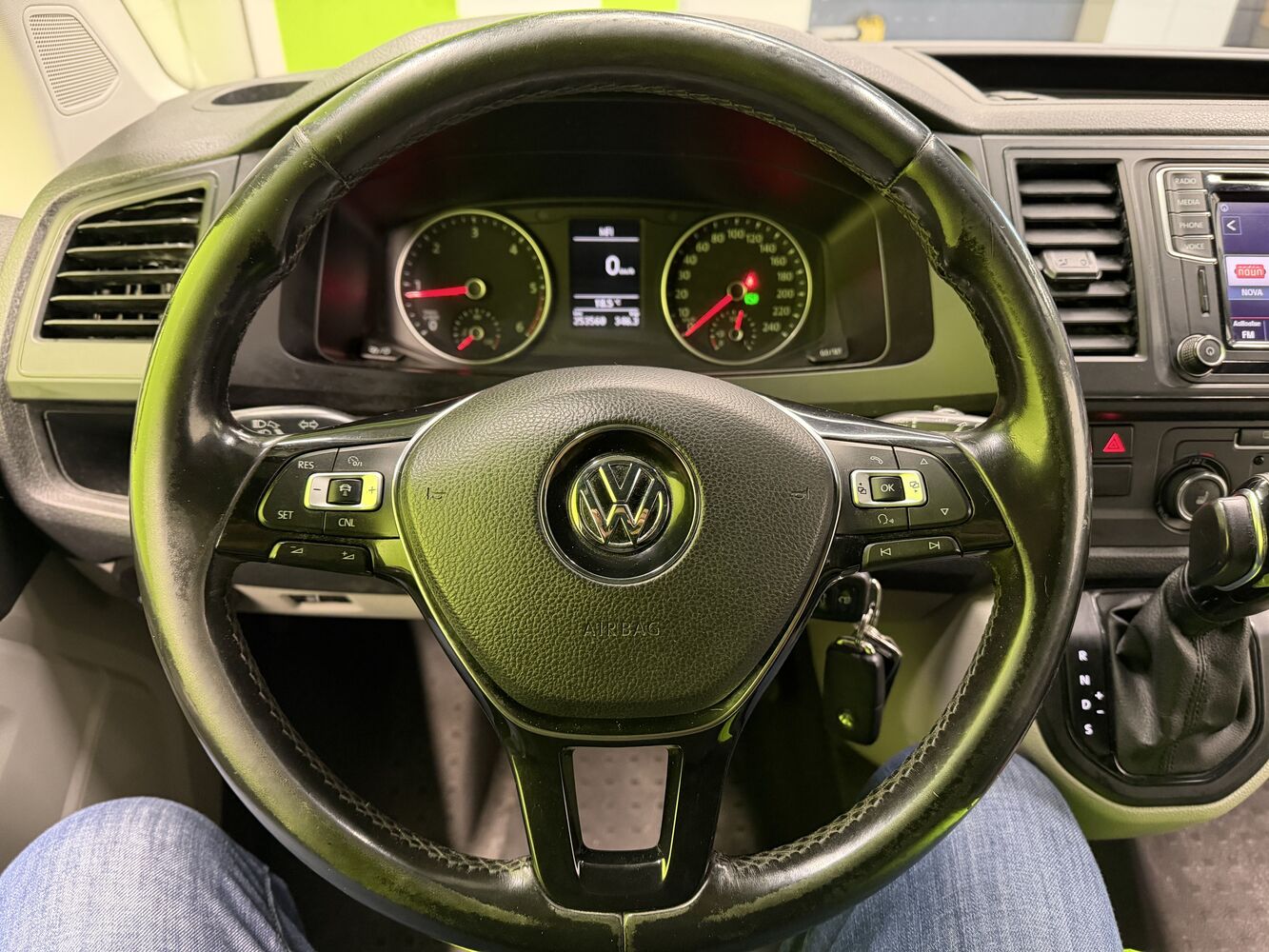 Volkswagen Transporter vaihtoauto