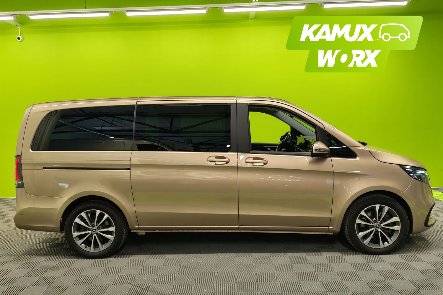 Mercedes-Benz EQV vaihtoauto
