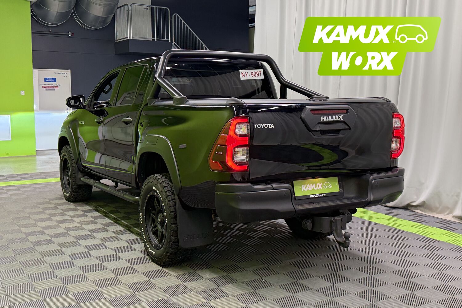Toyota Hilux vaihtoauto