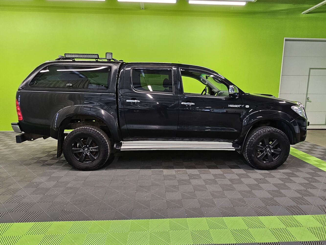 Toyota Hilux vaihtoauto