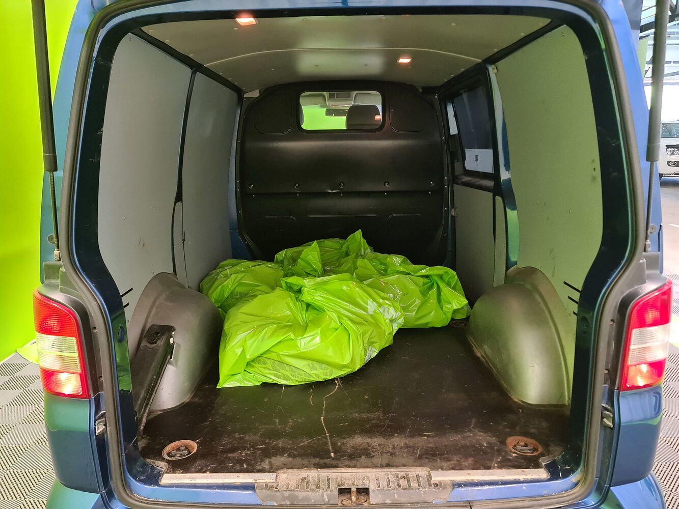 Volkswagen Transporter vaihtoauto