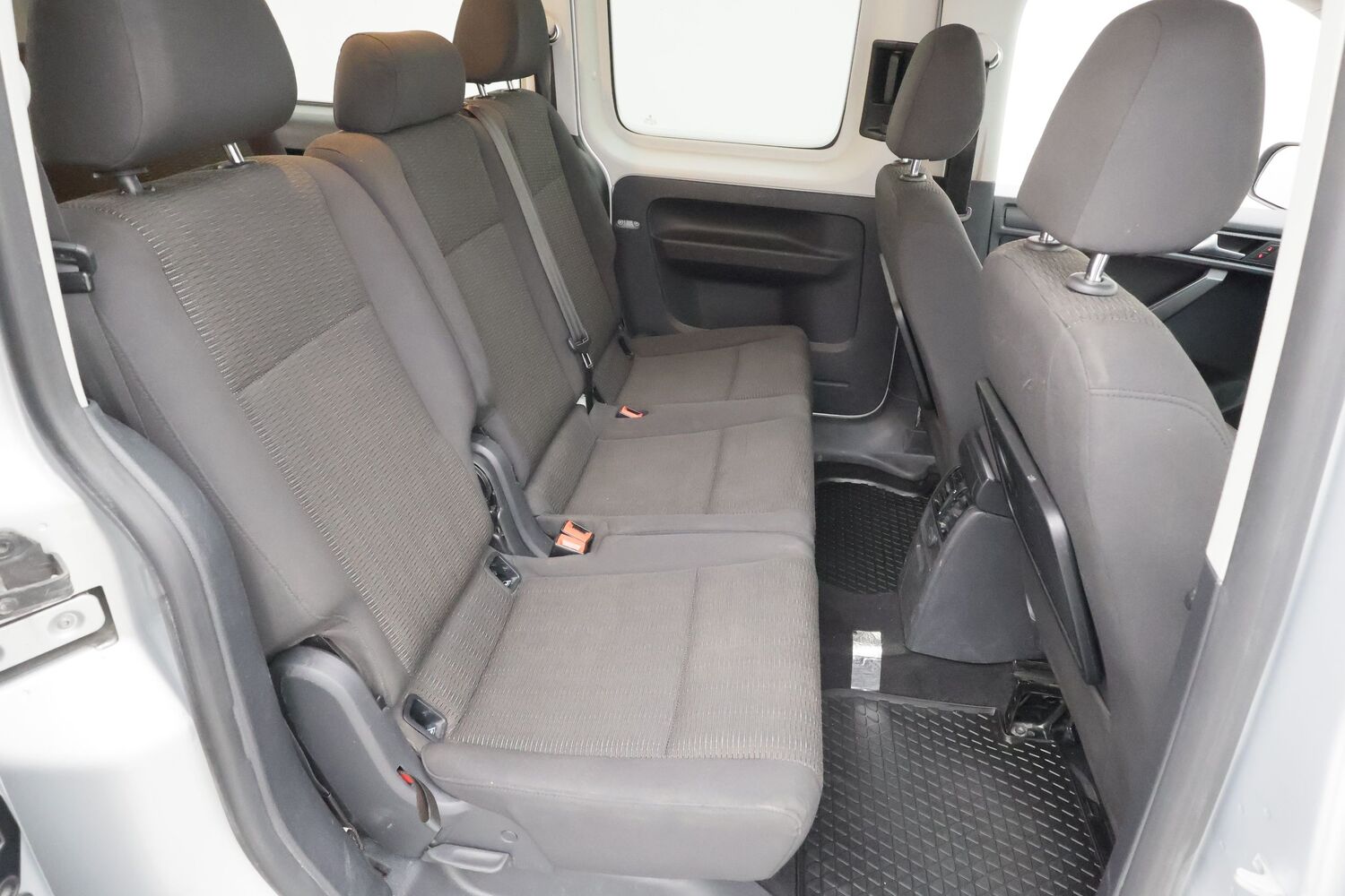 Volkswagen Caddy Maxi vaihtoauto