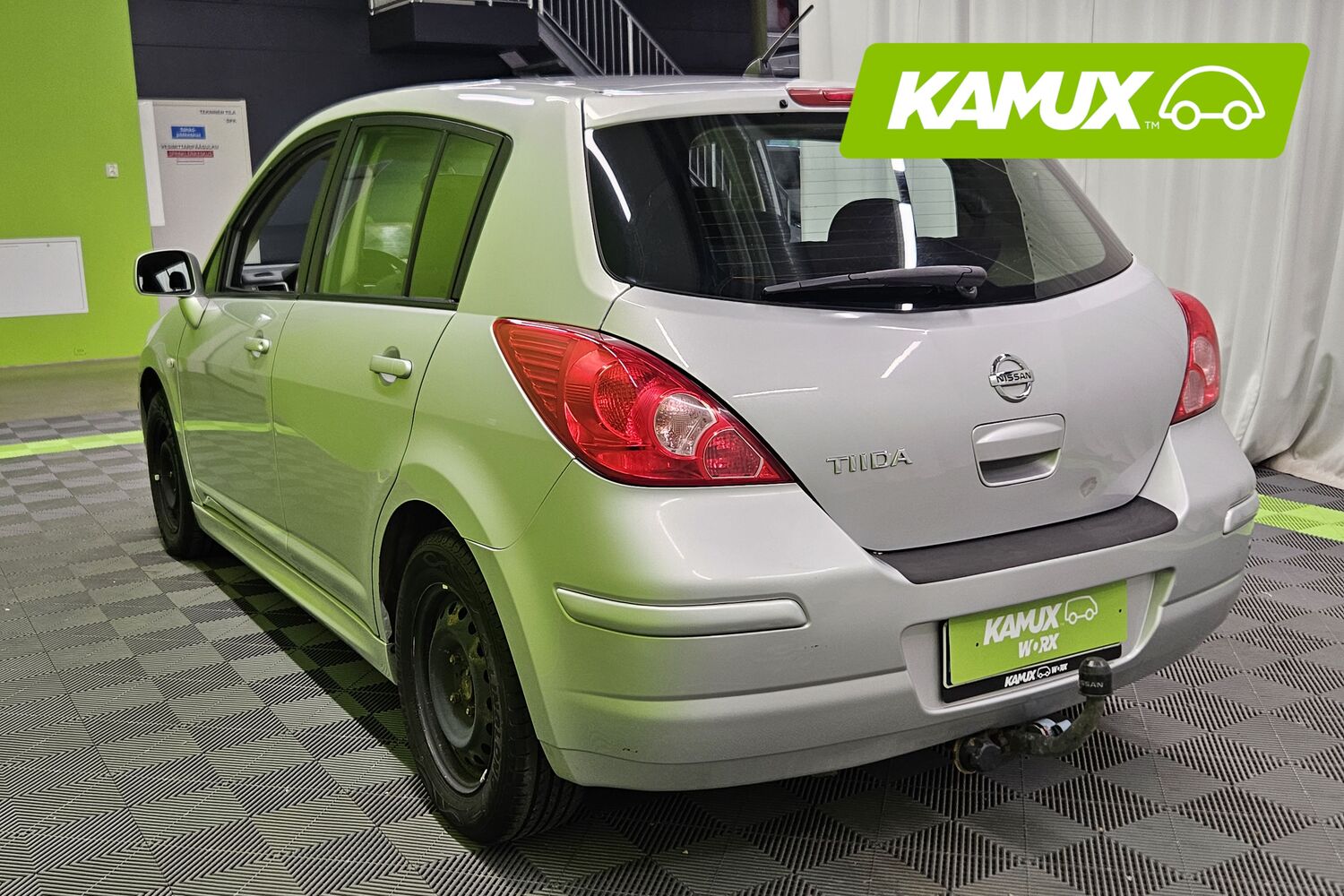 Nissan Tiida vaihtoauto